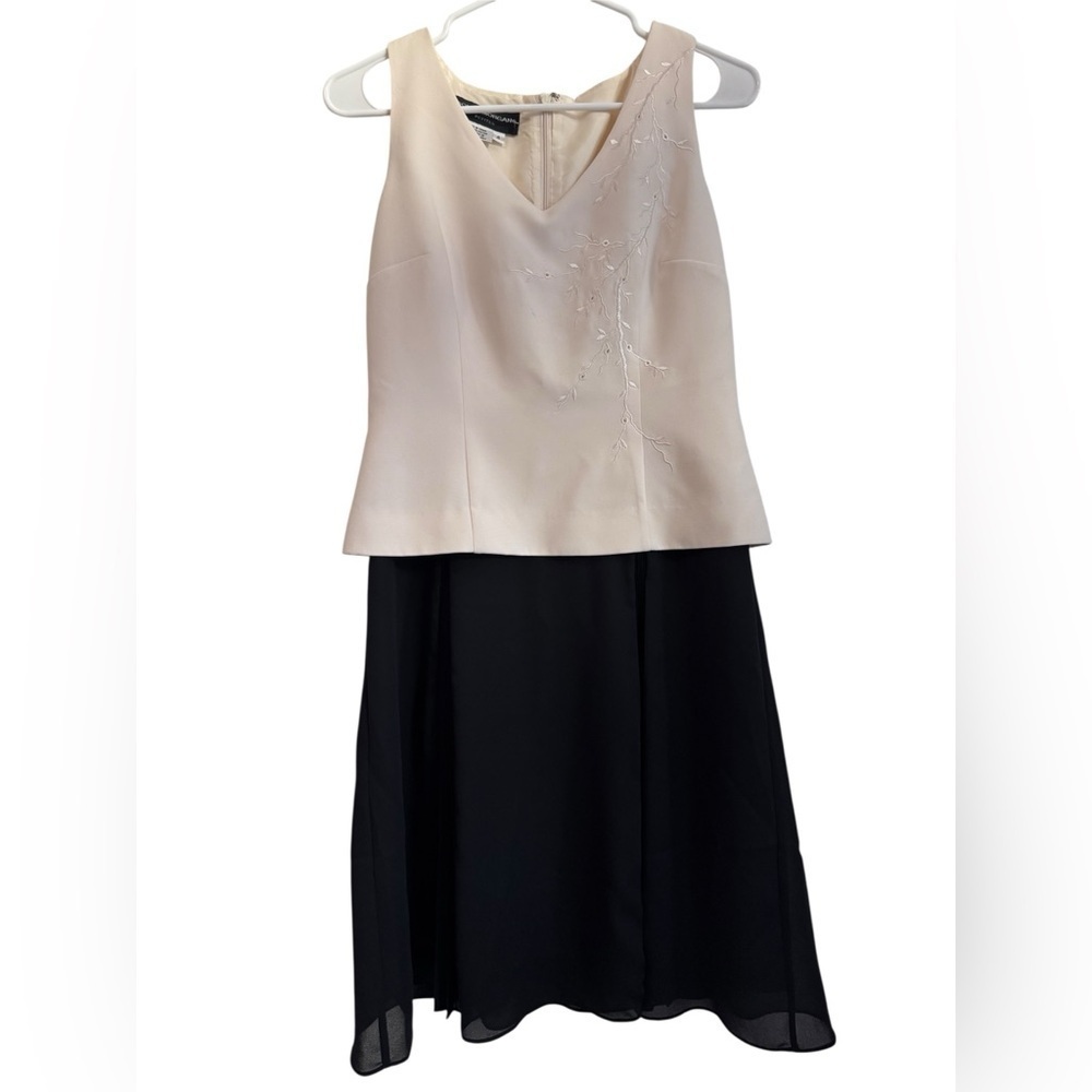 Donna Morgan Embroidered Dress